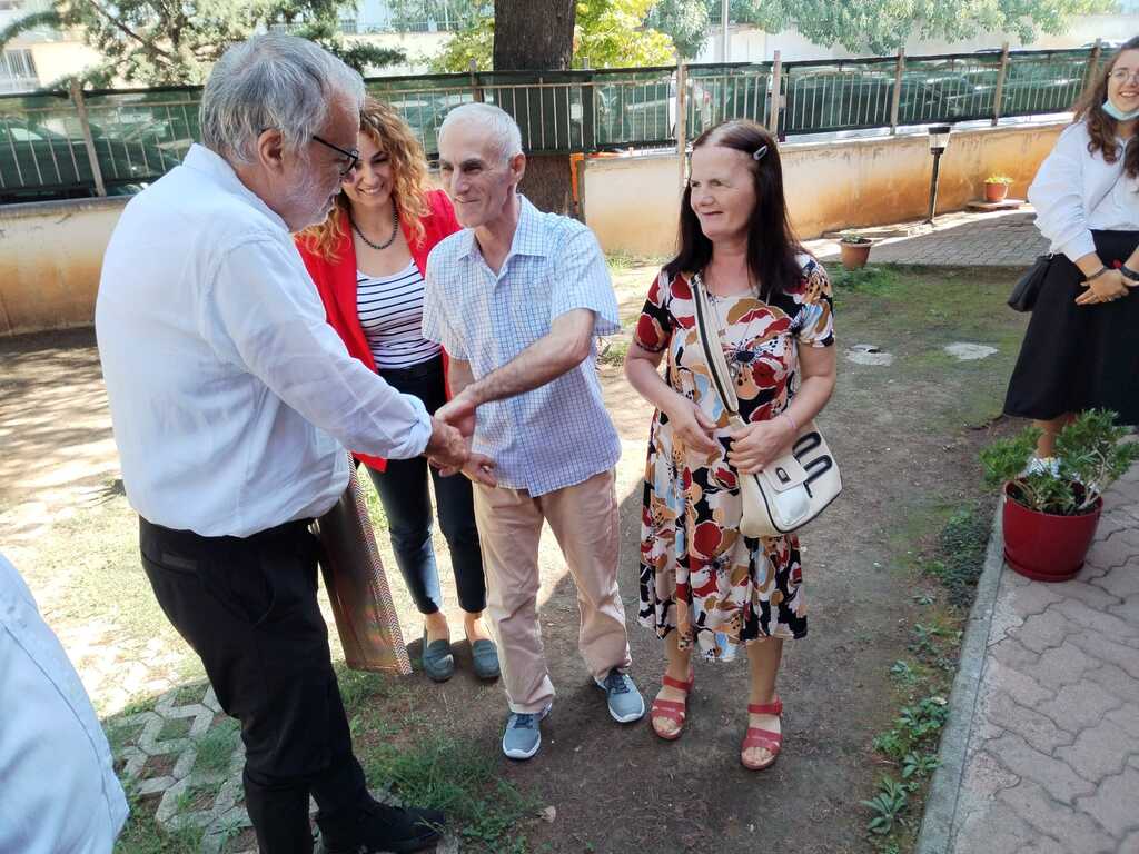 En visite en Albanie, Andrea Riccardi a rencontré l'archevêque Anastasios et les malades psychiatriques des 